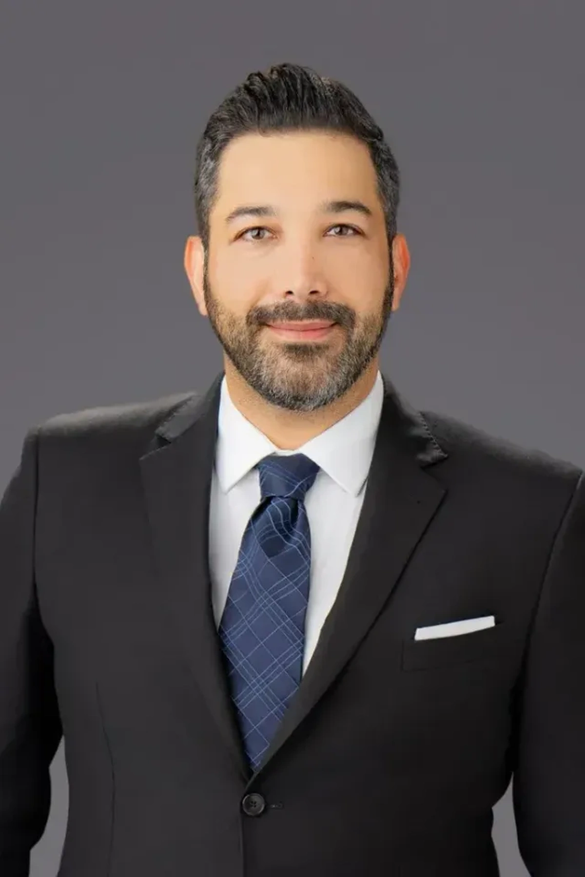 御梦子作品全集首席创作人陈志远导演近照